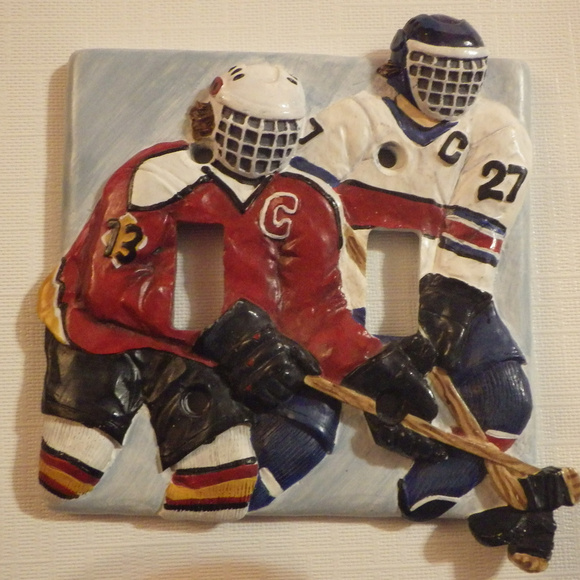 Hockey Player Light Switch Cover - Picture 1 of 2
